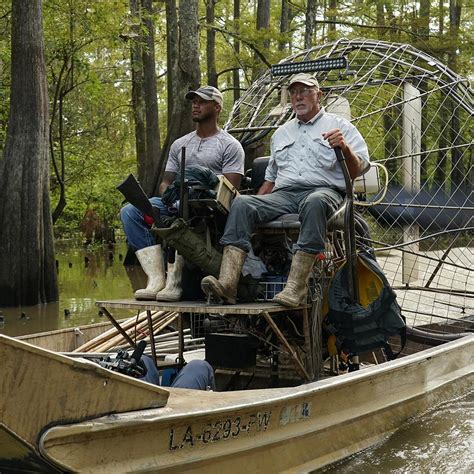 Swamp People Cast Ages Breakdown — From Oldest。